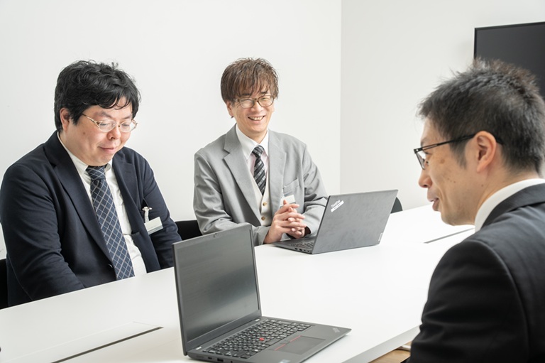 鹿島建設株式会社 様